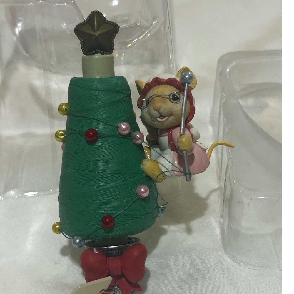 Enesco 1992 A Christmas Yarn Mouse Ornament M Gilmore Merry Christmas Grandma